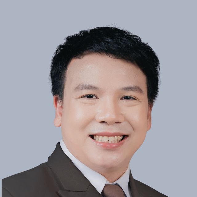 Dr. Chanati Jantrachotechatchawan